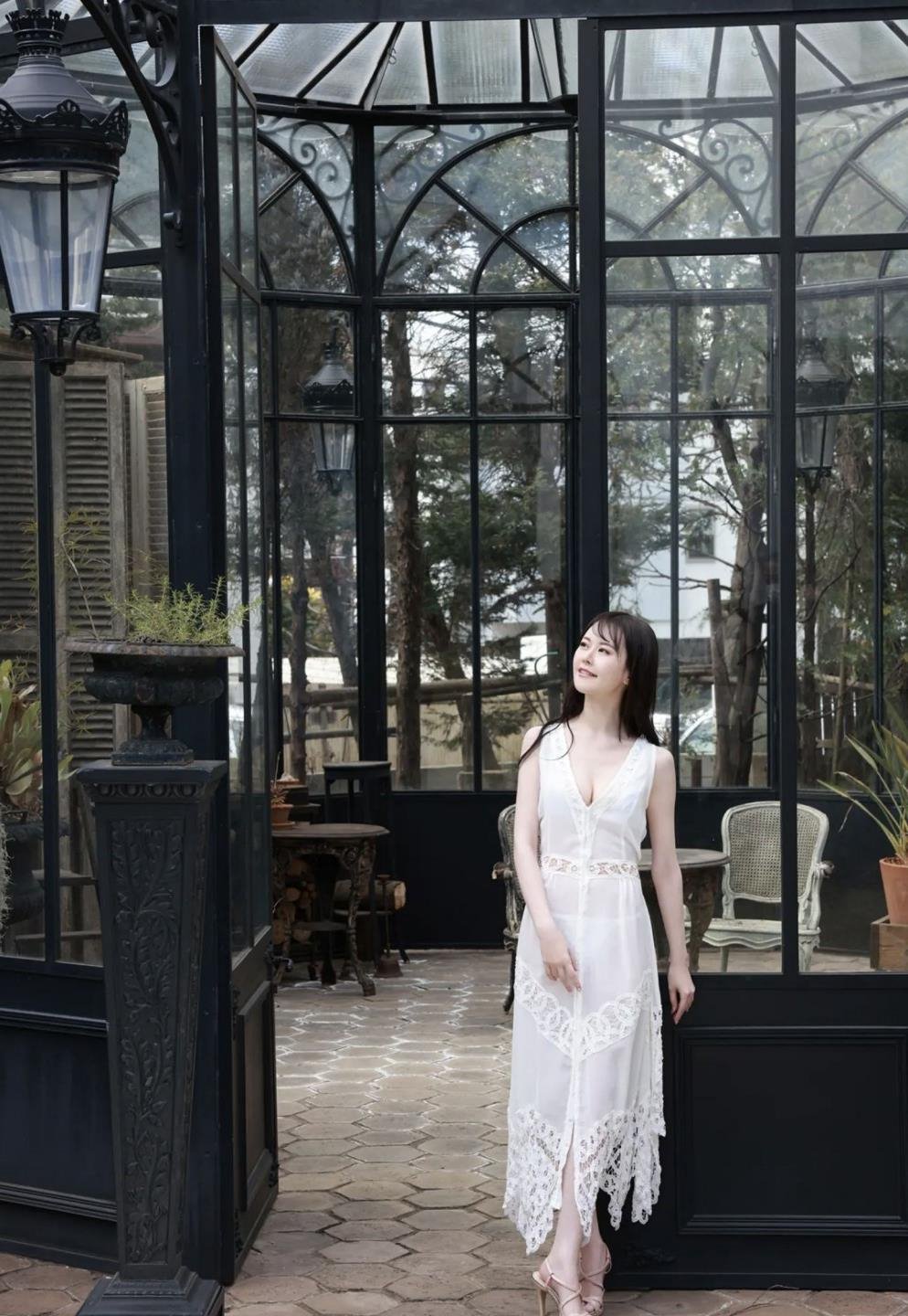 ������Ů��̬ͼƬӰ���ȷ�