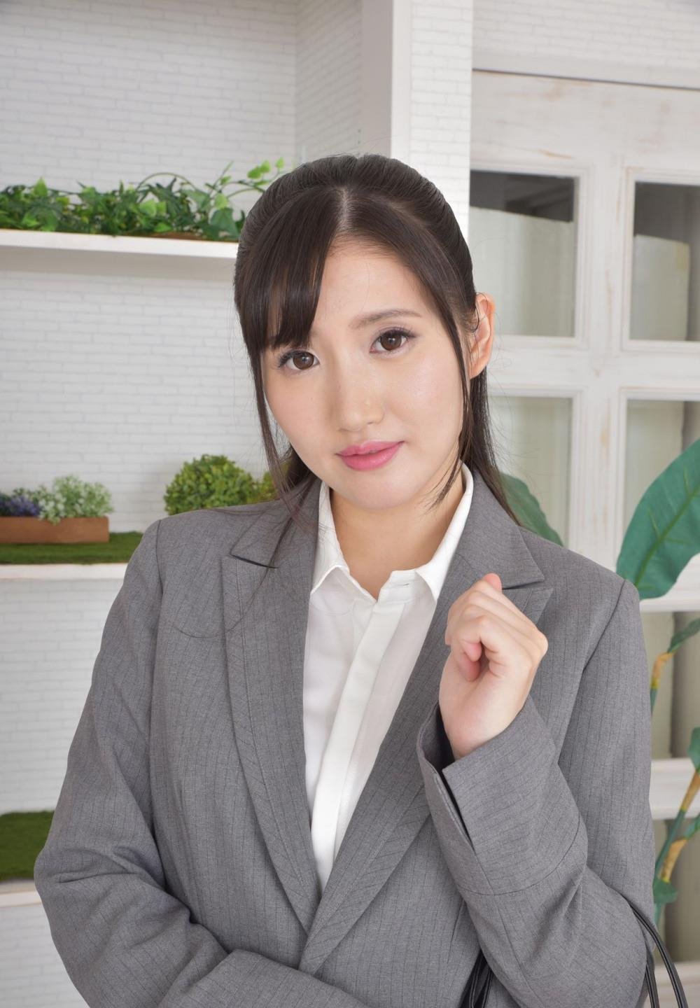 AI�����滻���ǲ�1��3����ҳ�첥