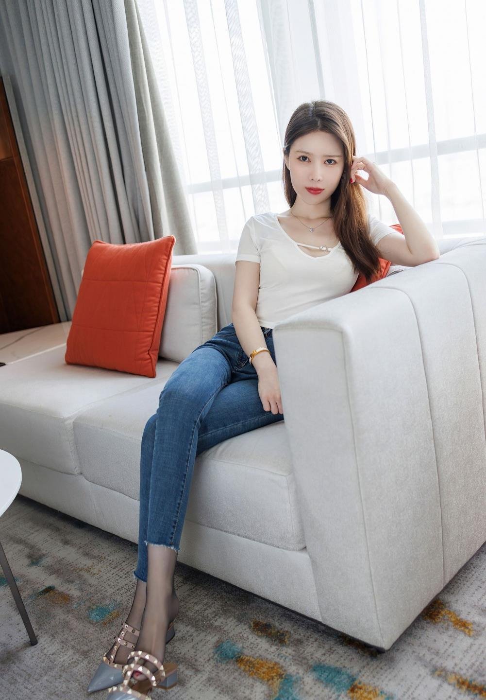 �Һ���ײ����ĵ��˿첥