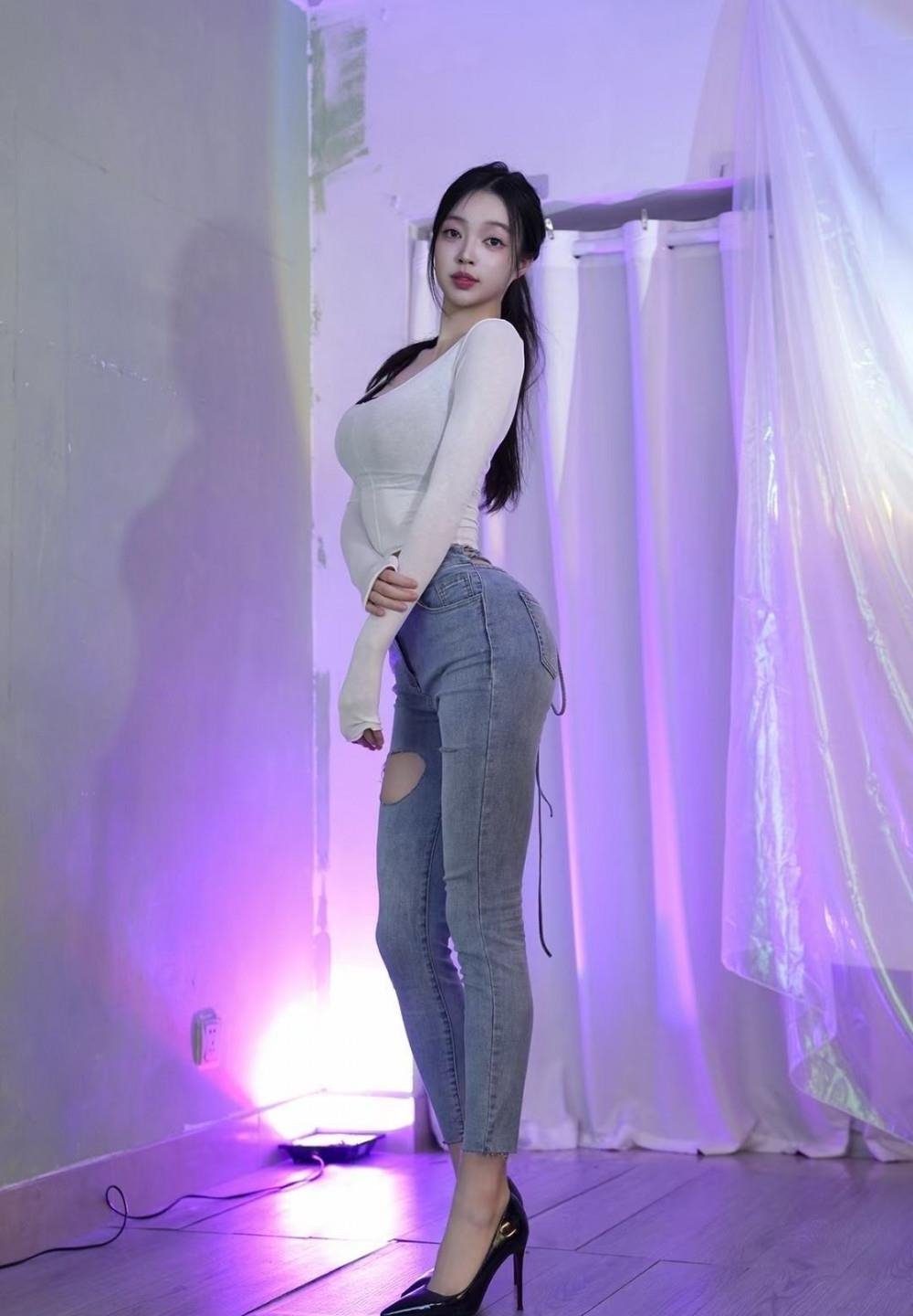 ������ʦtxtȫ��